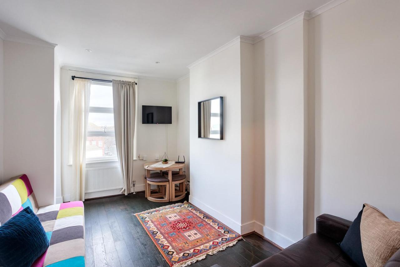 Entire Luxurious Flat Sleeps 4 Persons Apartman London Kültér fotó