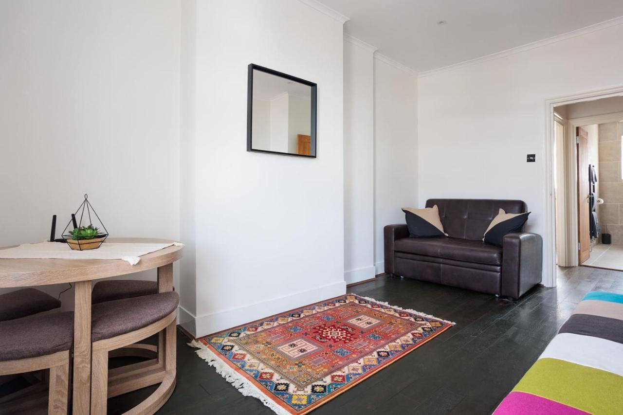 Entire Luxurious Flat Sleeps 4 Persons Apartman London Kültér fotó