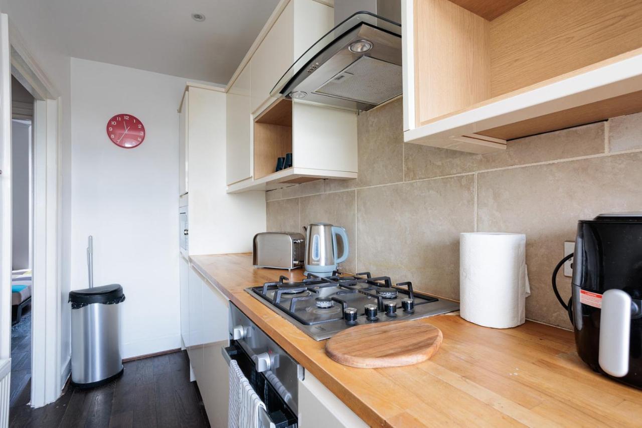 Entire Luxurious Flat Sleeps 4 Persons Apartman London Kültér fotó