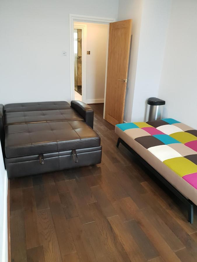 Entire Luxurious Flat Sleeps 4 Persons Apartman London Kültér fotó
